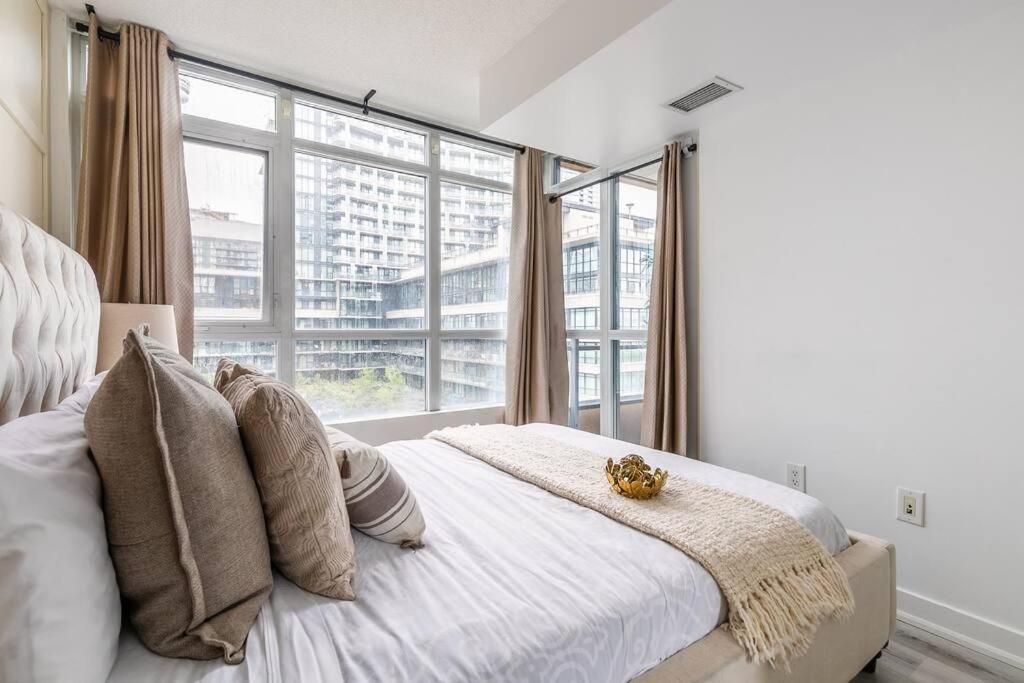 Luxury Suite Downtown Toronto Near Cn Tower מראה חיצוני תמונה
