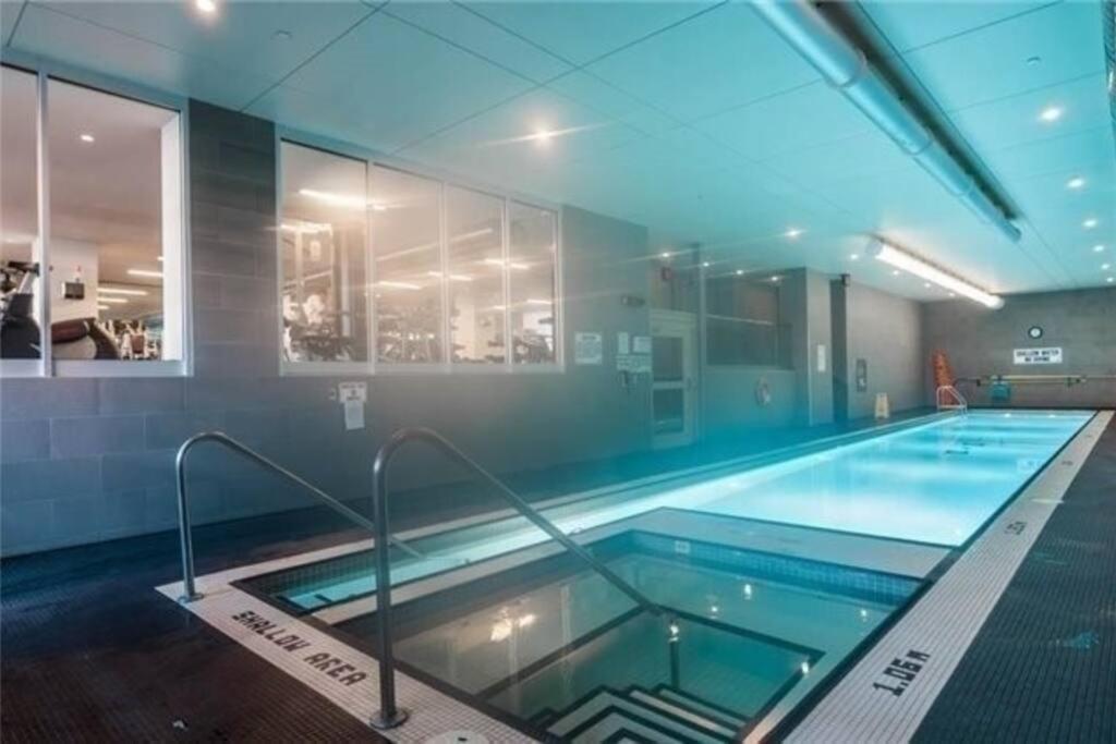 Luxury Suite Downtown Toronto Near Cn Tower מראה חיצוני תמונה