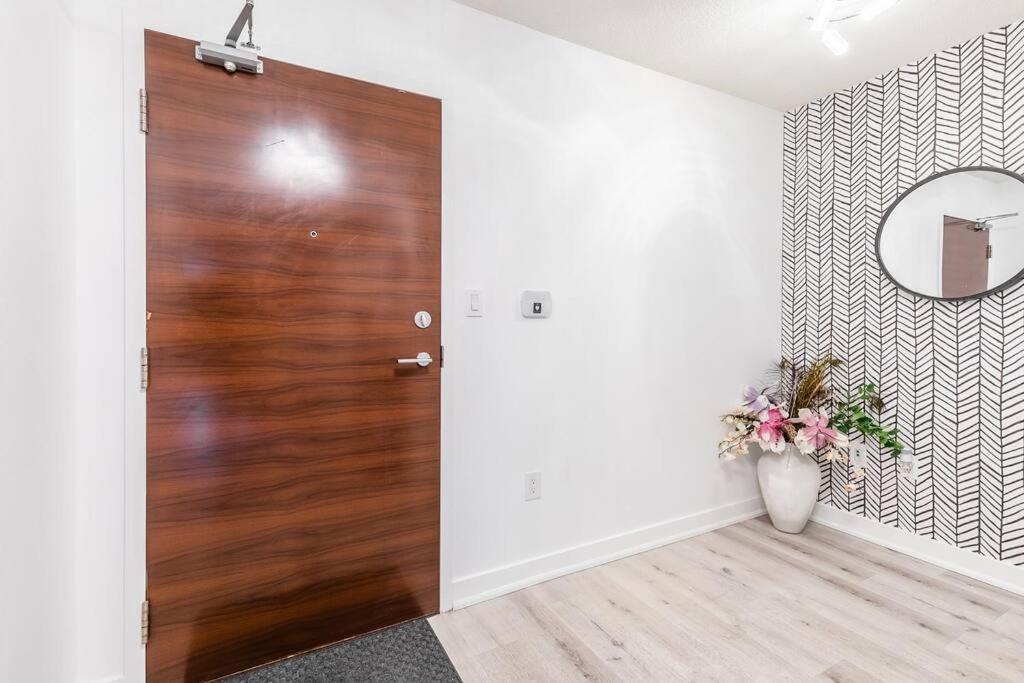 Luxury Suite Downtown Toronto Near Cn Tower מראה חיצוני תמונה