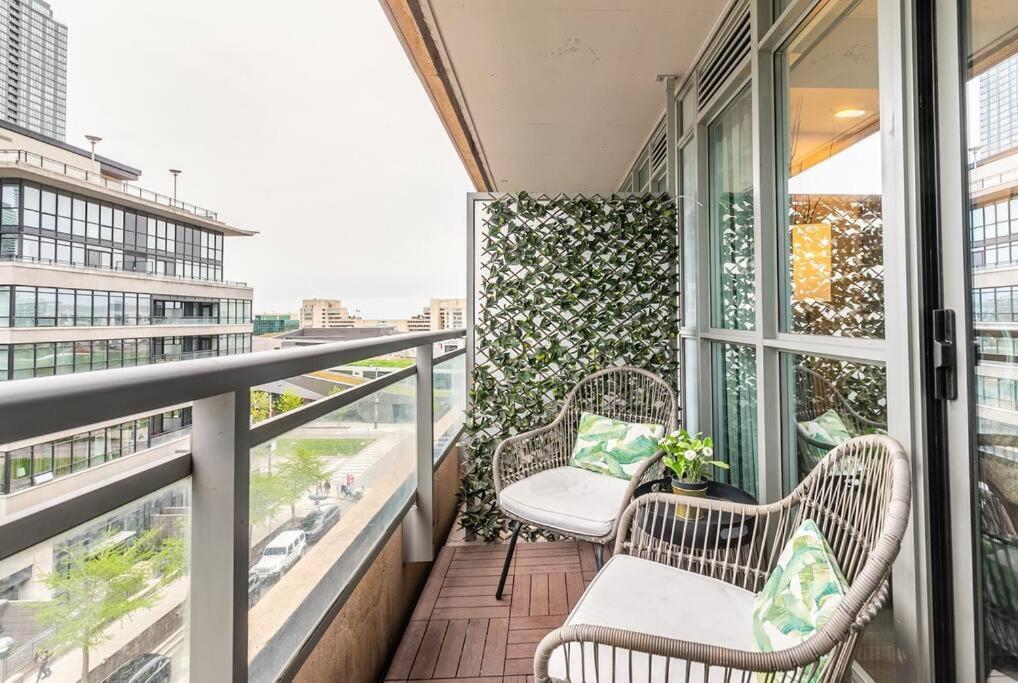 Luxury Suite Downtown Toronto Near Cn Tower מראה חיצוני תמונה