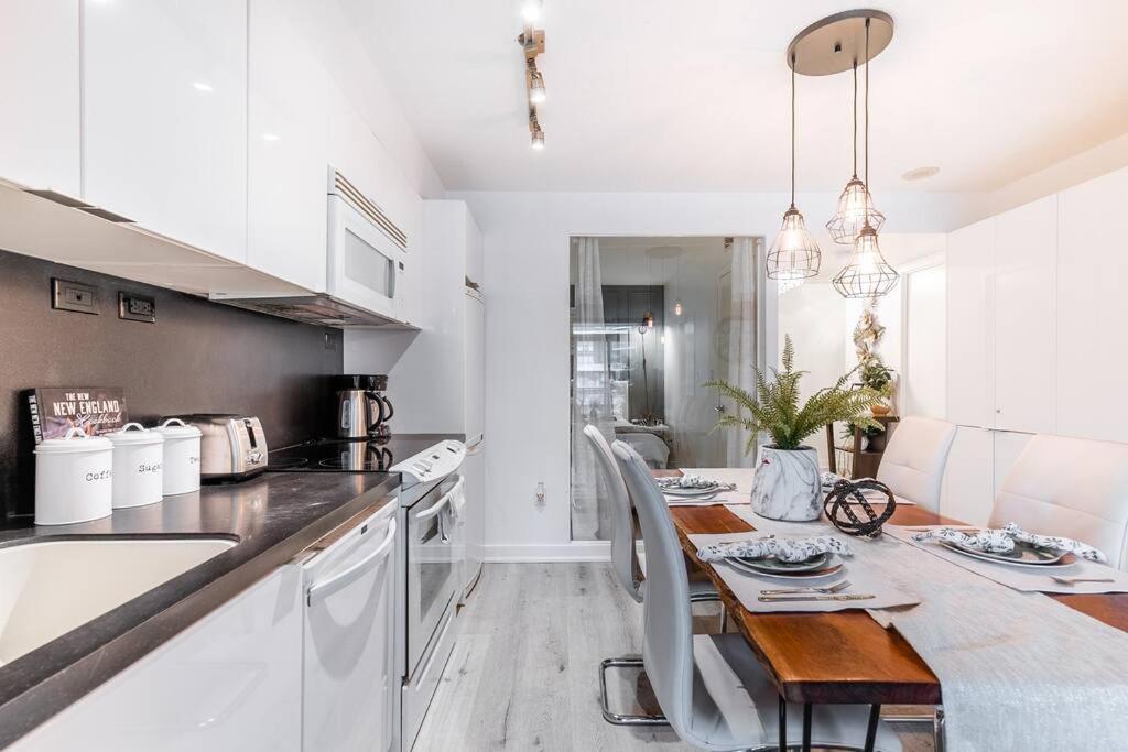 Luxury Suite Downtown Toronto Near Cn Tower מראה חיצוני תמונה